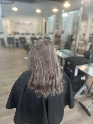 Glow & Go Beauty Bar