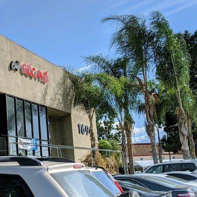 Popular with a segment as seen from the crowded parking.