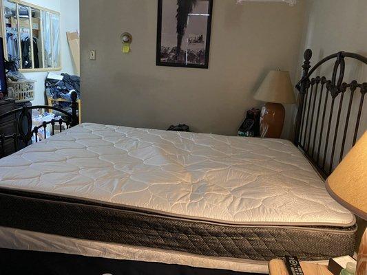 This is what I got from mattress and furniture direct. You will too if you buy there crappy mattresses!!!