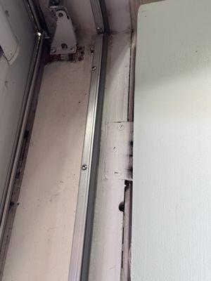 Top of door frame hinge with termite damages in frame Roy walked through and reported no issues