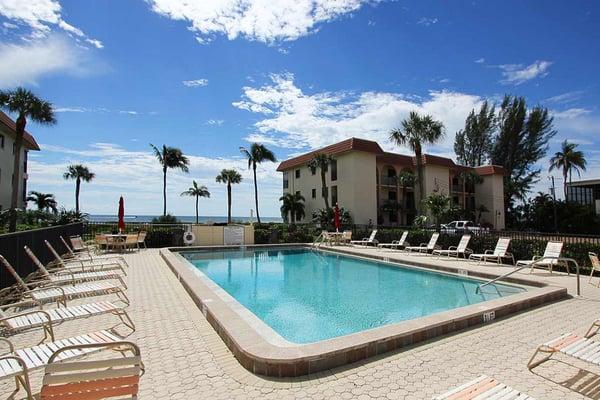 Sandalfoot Beachfront Condominium