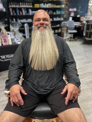 Look how amazing they do their beard trims