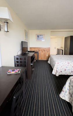Double Queen room with kitchenette
