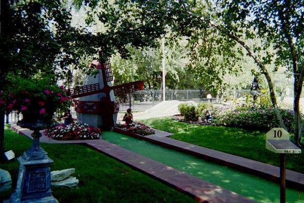 Cool Crest Garden Golf