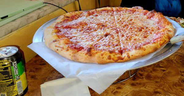 Large cheese Pizza