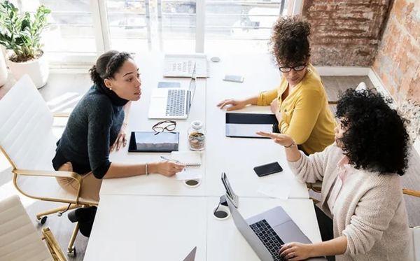 R Perry Signing Services