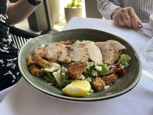 Caesar salad with chicken