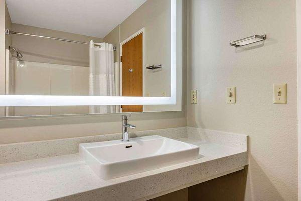 Studio Suite - 1 King Bed