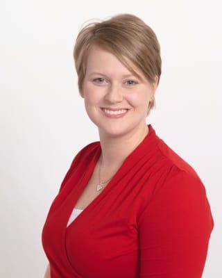 Dr. Lisa Leniski, Pediatric Dentist