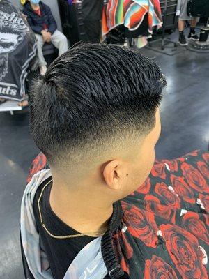 Mid fade