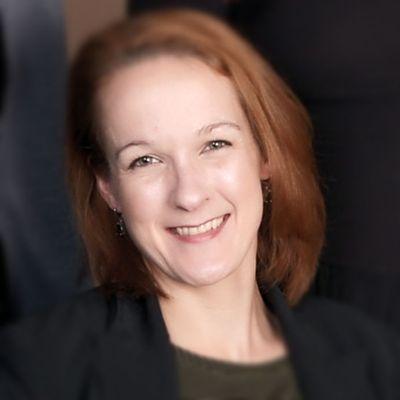 Rochelle Love Elder, Owner Home Settings LLC