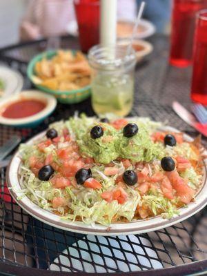 Vegetarian nachos were PERFECT! Ended up eating half & will be warming the rest up for lunch tomorrow. Yum!