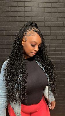 Aquilla Beauty Salon & Suites