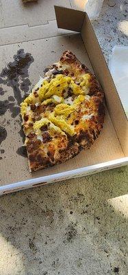 Breakfast Pizza with Scrambled Egg