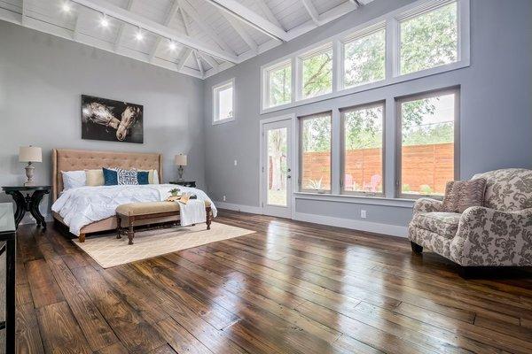 open ceiling and beautiful windows