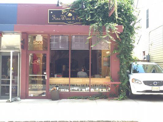 Cute little country wine shop.