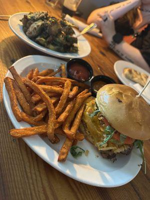 Corner Tavern - Hapeville