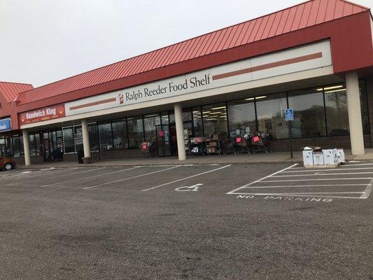 Ralph Reeder Food Shelf