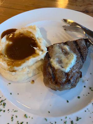 Luke's, A Steak Place