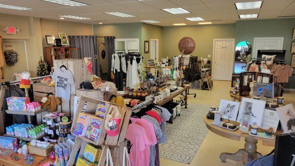 Everything I Love Boutique