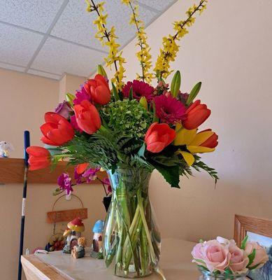 Tom's Greenhouses and Florist