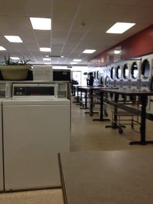 Plainfield Ave Coin & Laundry