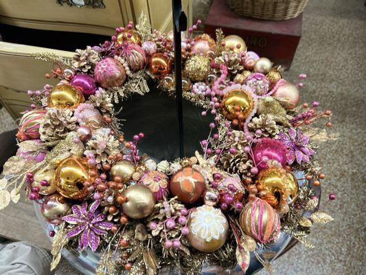 aquaTreasures Estate Center & Antique Market