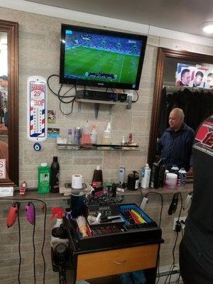 Robert's Barber And Styling