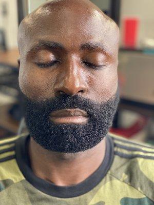 HydroBeard luster wash treatment, with beard sculpting!!