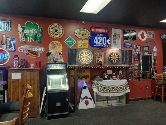 Great place for darts and pool !!