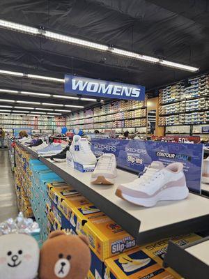 SKECHERS Factory Outlet