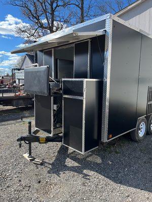 My food truck built by Dog house carts!