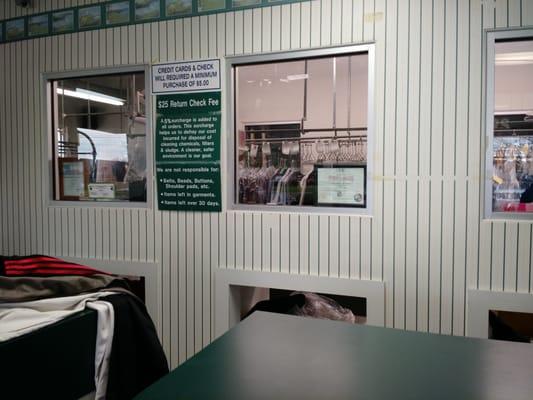 Y Pay More Dry Cleaners