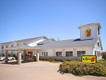 Super 8 by Wyndham Stuart