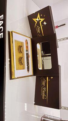 Star Lashes chick at star Eyebrows The best and easy to put it on you don't have to use glue