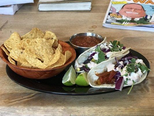 Great lunch special. Had the roasted veggies and black bean and corn tacos. Very good food and great service.