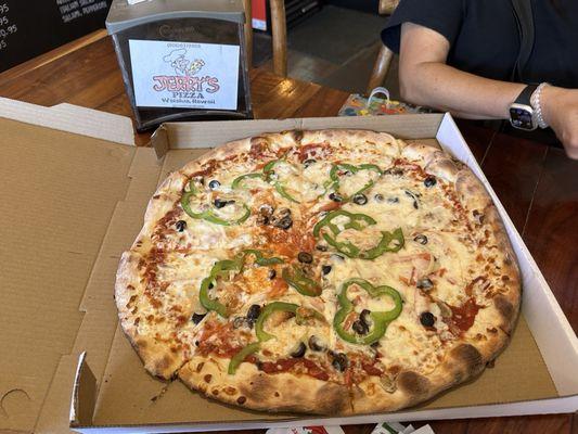 16" Vegetarian Pizza