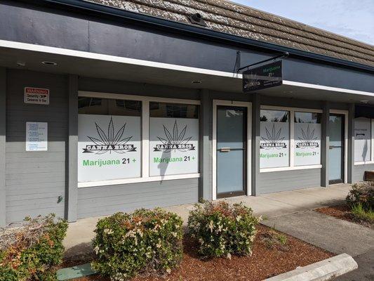 Canna Bros - Newberg