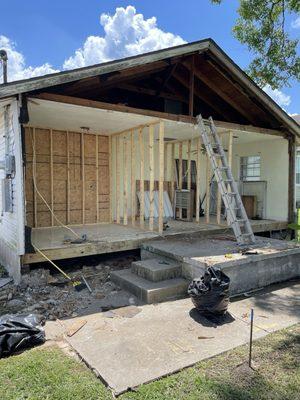 1st Time Construction