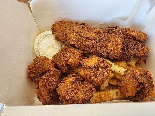 Catfish, Cajun Fries & Shrimp