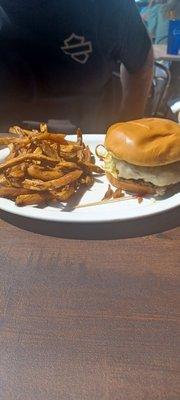 Smash Burger w fries (add $2 for fries) originally comes with bagged chips