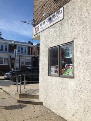 Great corner market with big selection!