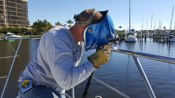 Welding splice on rail
