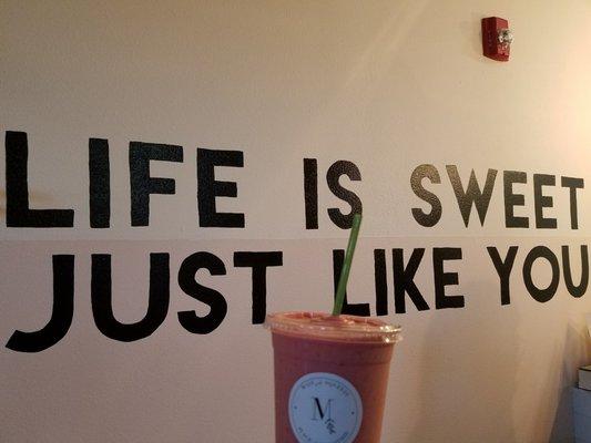 Sweetie pie smoothie: banana, strawberry, coconut milk