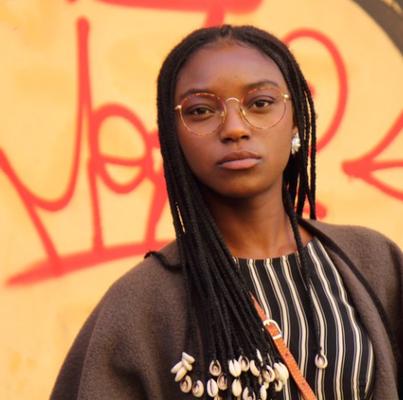 Black & Gold Beauty Bar