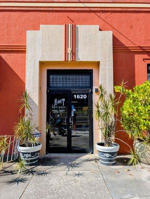 A T Furniture & Antiques