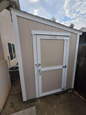 Looks amazing and matches our house color.