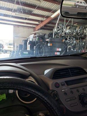 Gomez Tires & Wheels