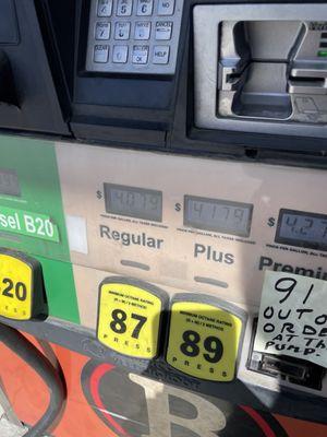 Cash, debit or credit the prices conflict with the displayed prices.