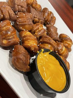 Grand Slam Restaurant and Bar
